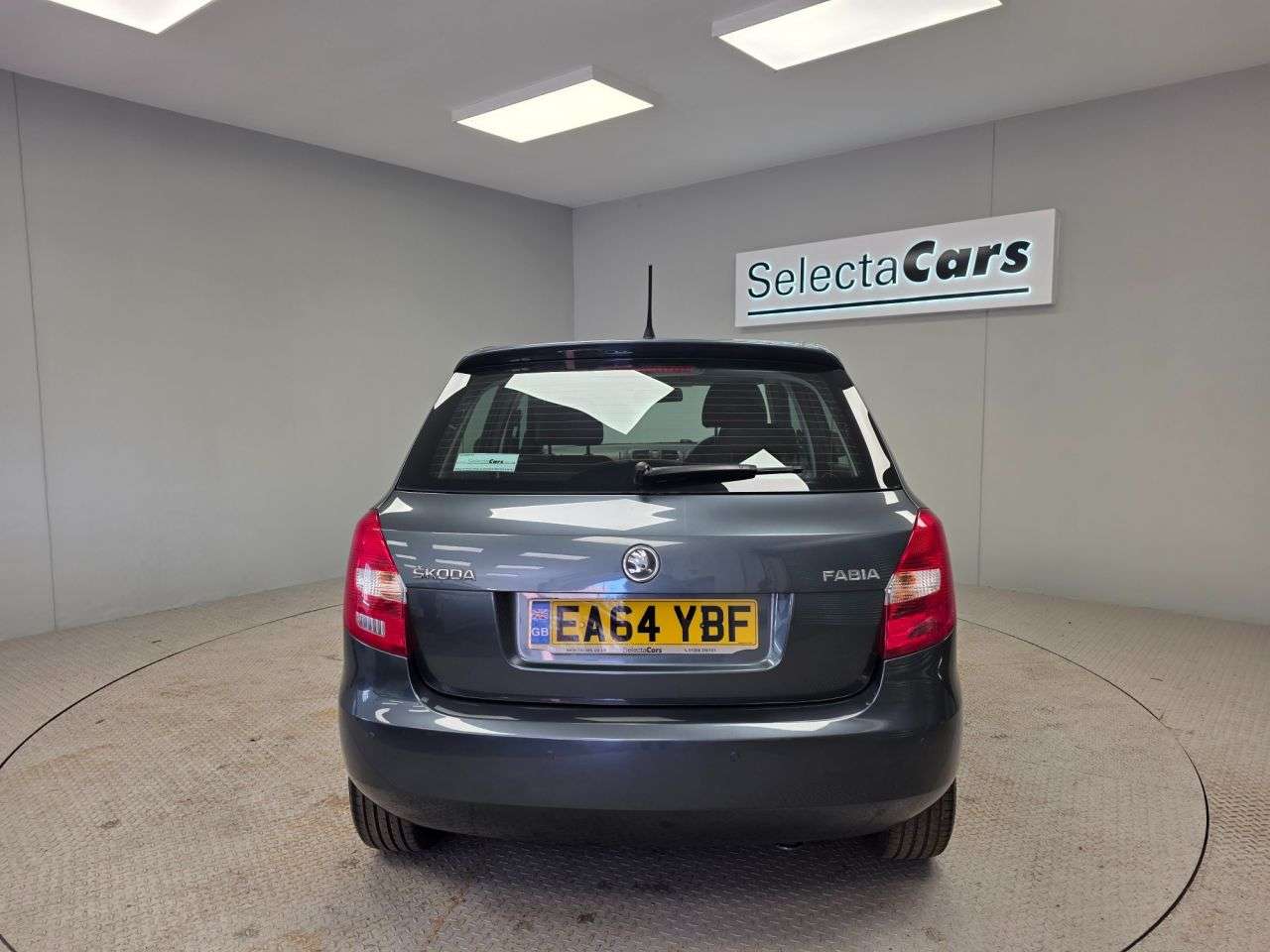 2014 SKODA FABIA 2014 SKODA FABIA