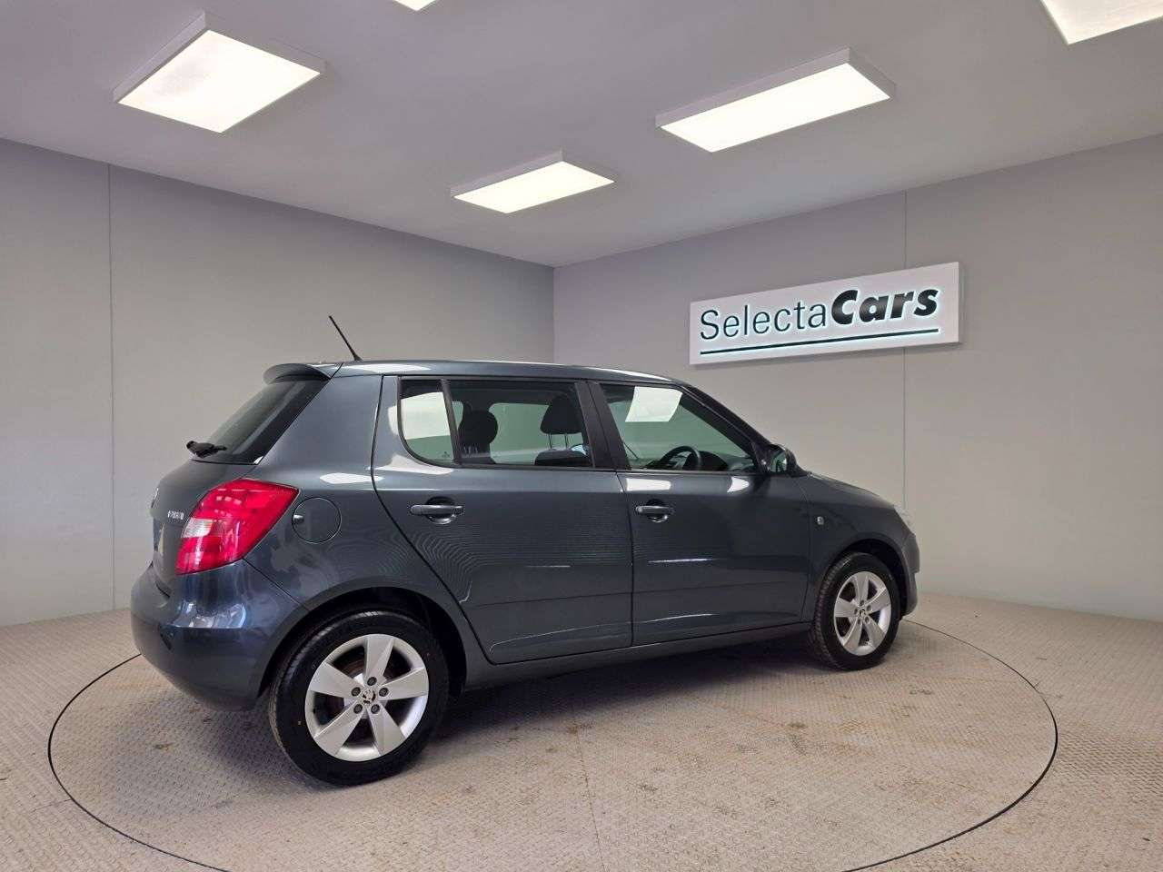 2014 SKODA FABIA 2014 SKODA FABIA