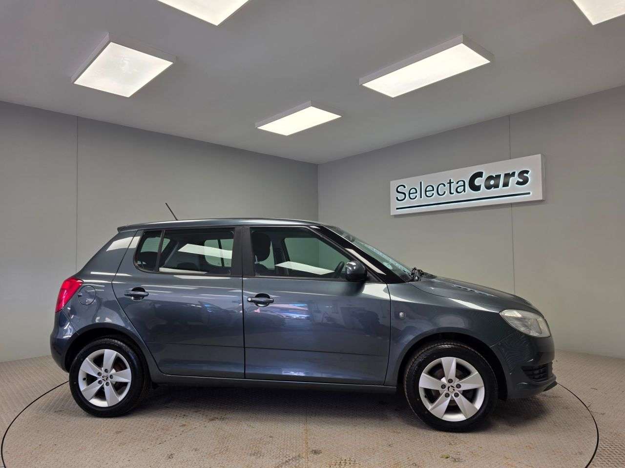 2014 SKODA FABIA 2014 SKODA FABIA
