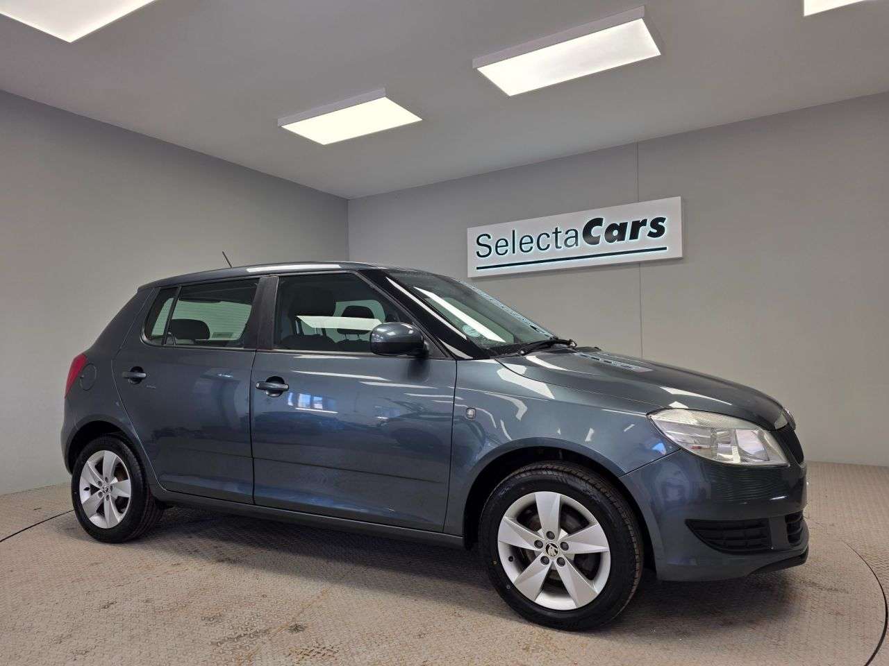 A 2014 SKODA FABIA 1.2 SE Hatchback 5dr Petrol Manual Euro 5 (69 ps) A 2014 SKODA FABIA 1.2 SE Hatchback 5dr Petrol Manual Euro 5 (69 ps)