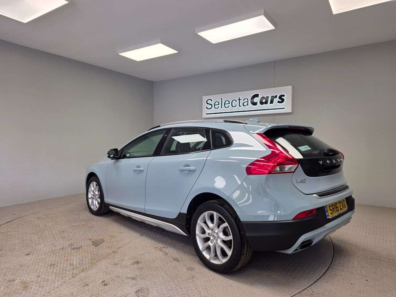 2016 VOLVO V40 CROSS COUNTRY 2016 VOLVO V40 CROSS COUNTRY