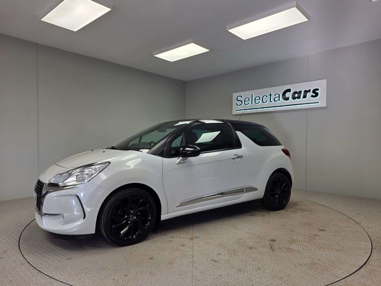 2017 DS AUTOMOBILES DS 3 2017 DS AUTOMOBILES DS 3