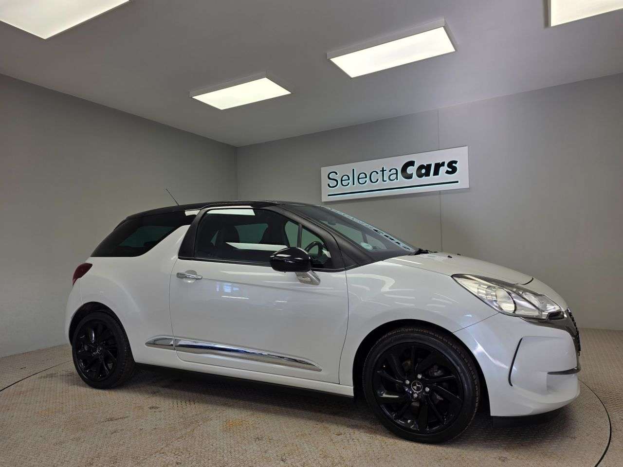 2017 DS AUTOMOBILES DS 3 2017 DS AUTOMOBILES DS 3