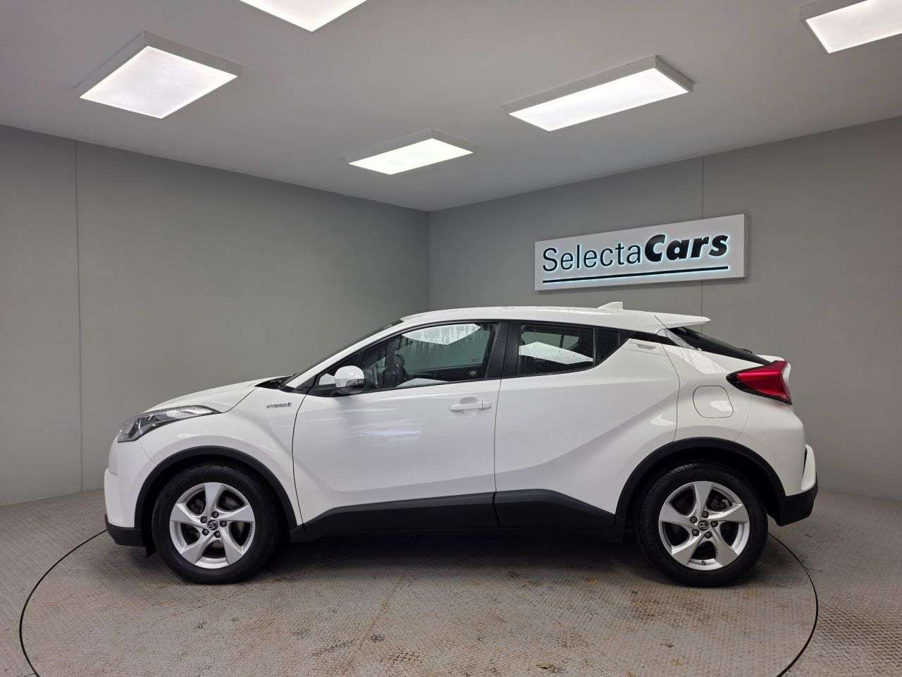 2019 TOYOTA C-HR 2019 TOYOTA C-HR