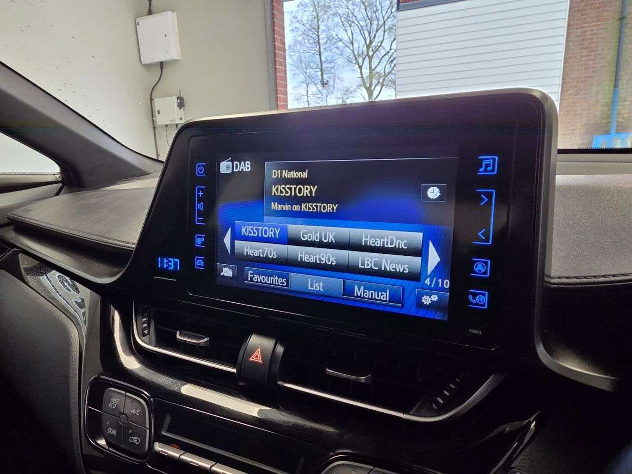 2019 TOYOTA C-HR 2019 TOYOTA C-HR