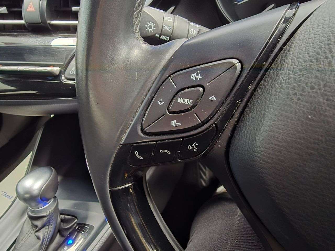 2019 TOYOTA C-HR 2019 TOYOTA C-HR