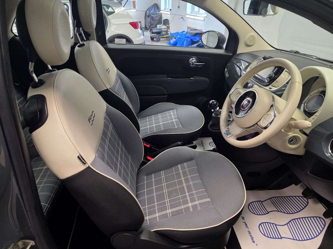 2019 FIAT 500 2019 FIAT 500
