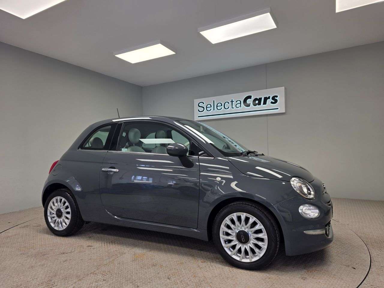 2019 FIAT 500 2019 FIAT 500