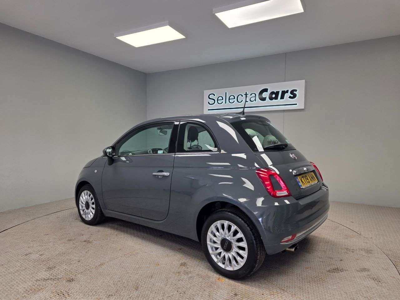 2019 FIAT 500 2019 FIAT 500