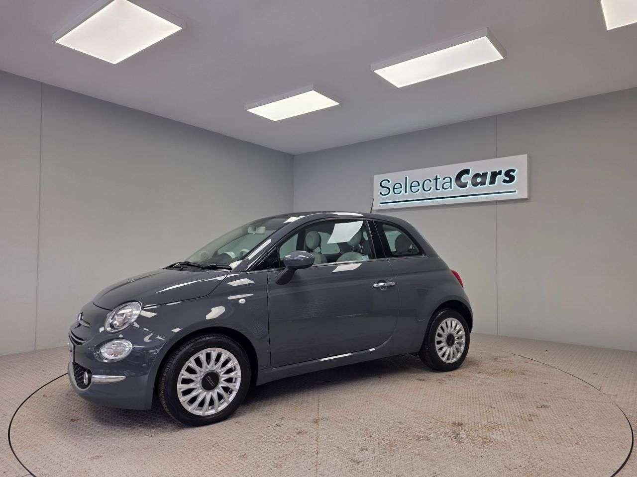 2019 FIAT 500 2019 FIAT 500