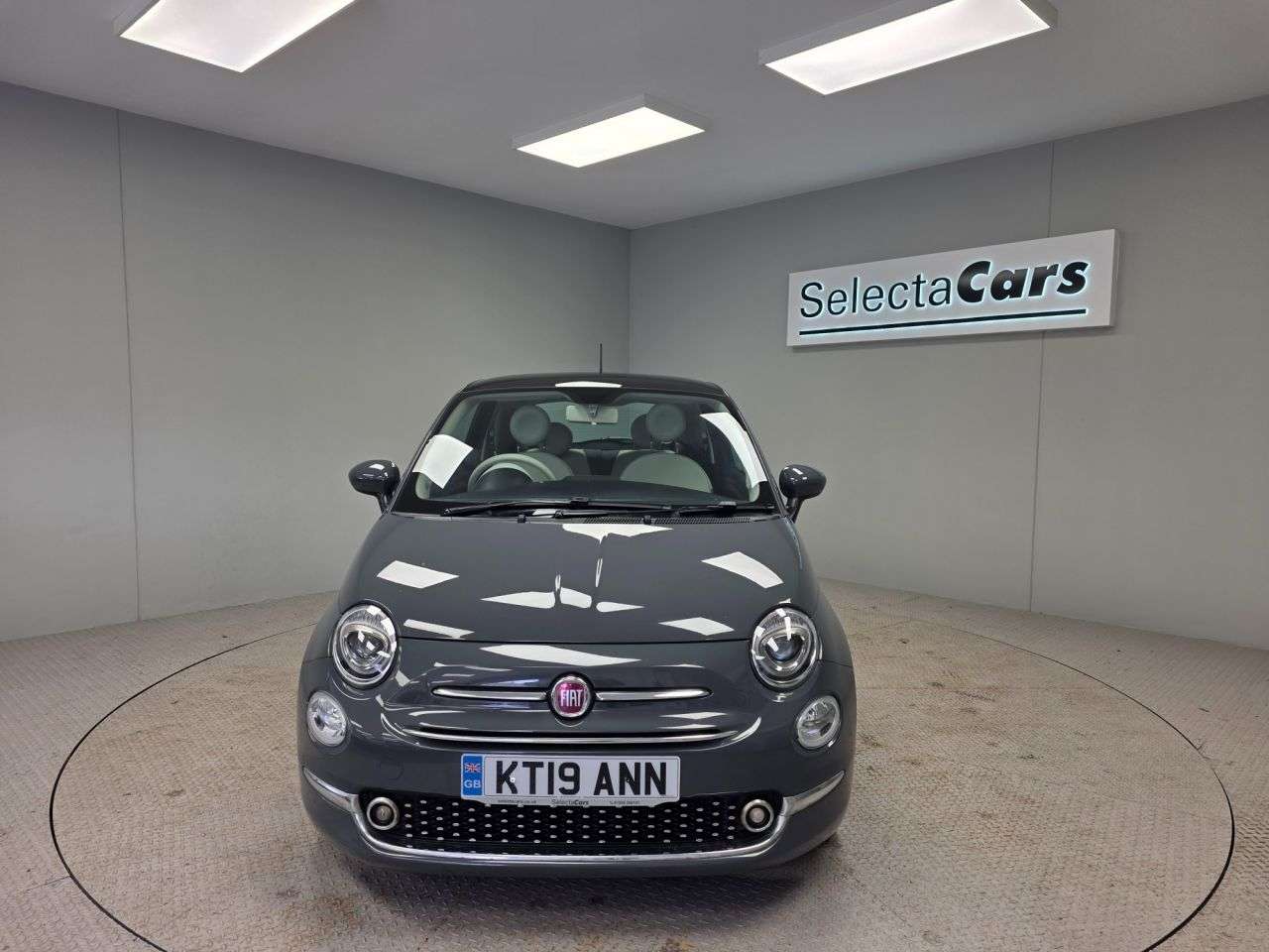 2019 FIAT 500 2019 FIAT 500