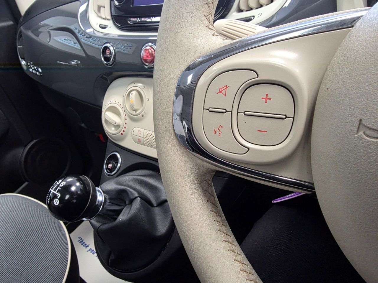 2019 FIAT 500 2019 FIAT 500