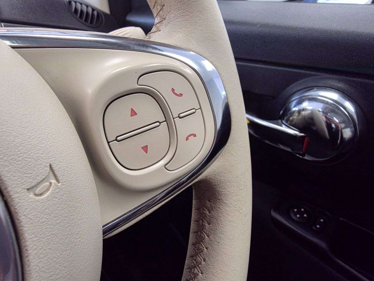 2019 FIAT 500 2019 FIAT 500