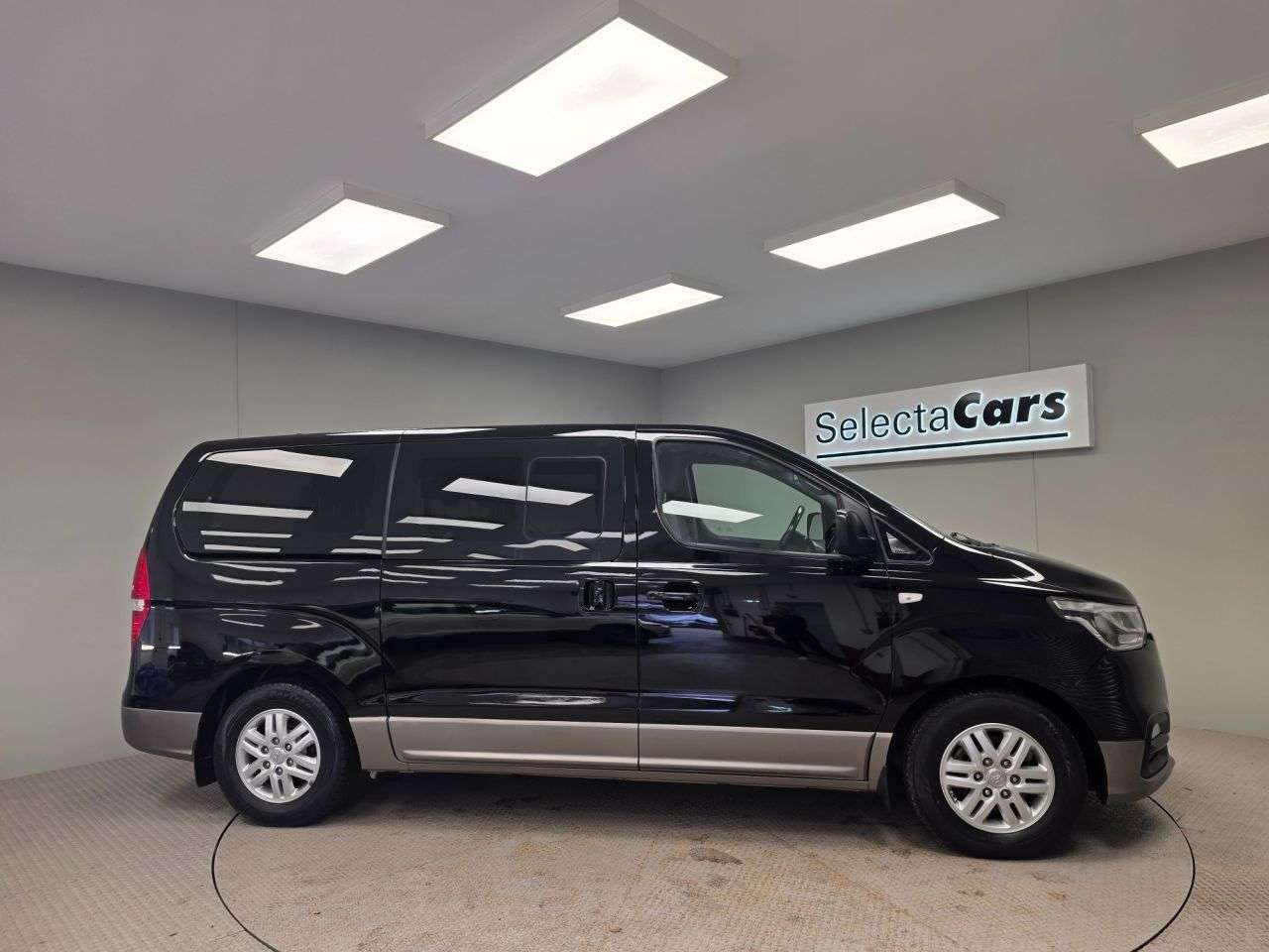 2018 HYUNDAI I800 2018 HYUNDAI I800