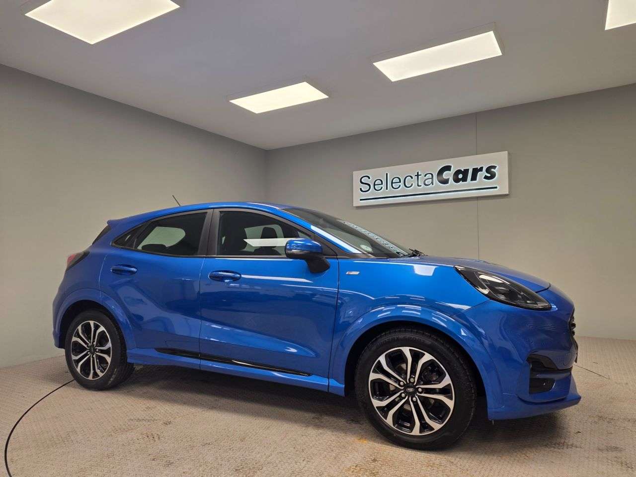 A 2020 FORD PUMA 1.0T EcoBoost MHEV ST-Line SUV 5dr Petrol Manual Euro 6 (s/s) (125 ps) A 2020 FORD PUMA 1.0T EcoBoost MHEV ST-Line SUV 5dr Petrol Manual Euro 6 (s/s) (125 ps)