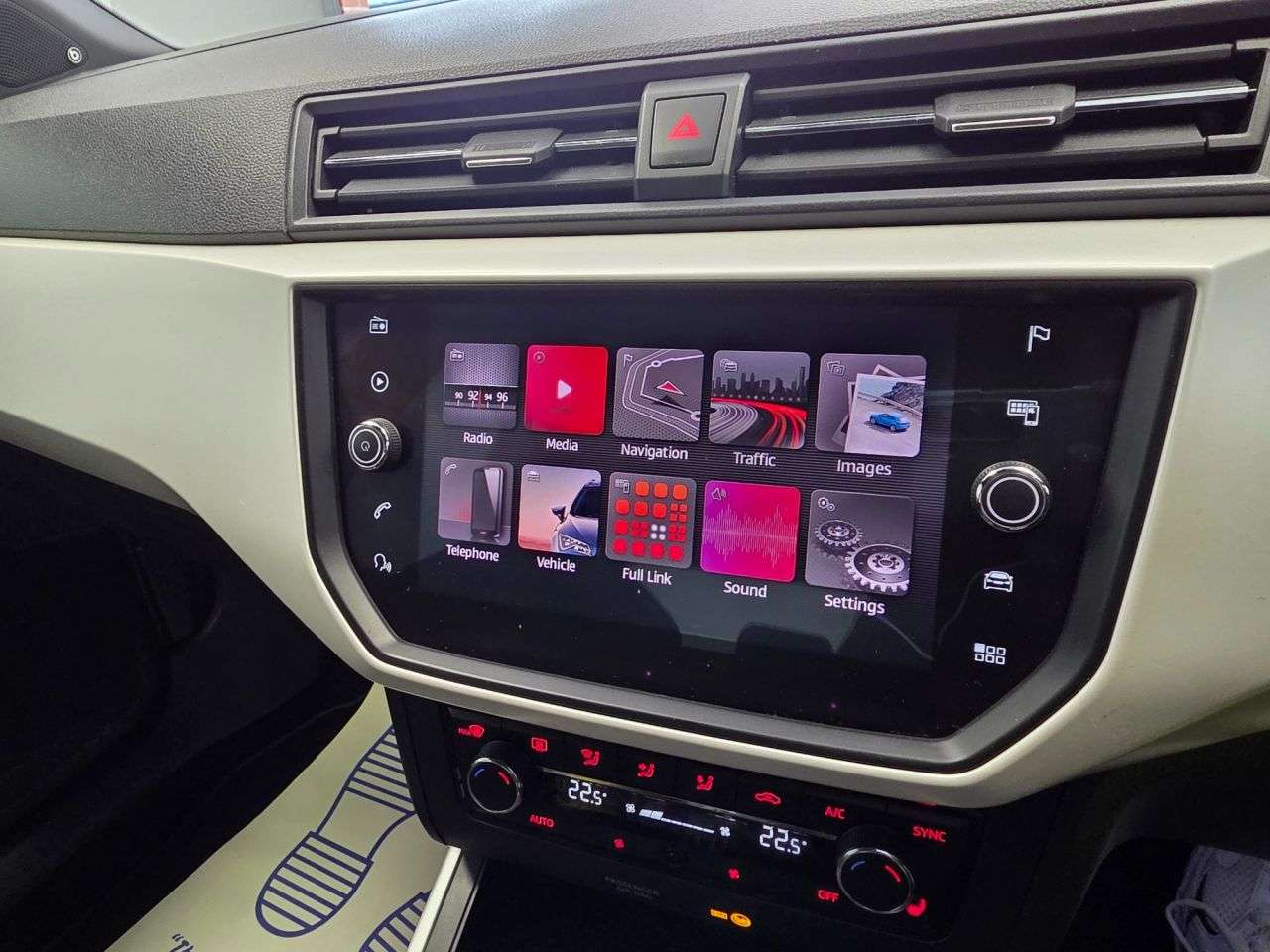 2017 SEAT ARONA 2017 SEAT ARONA