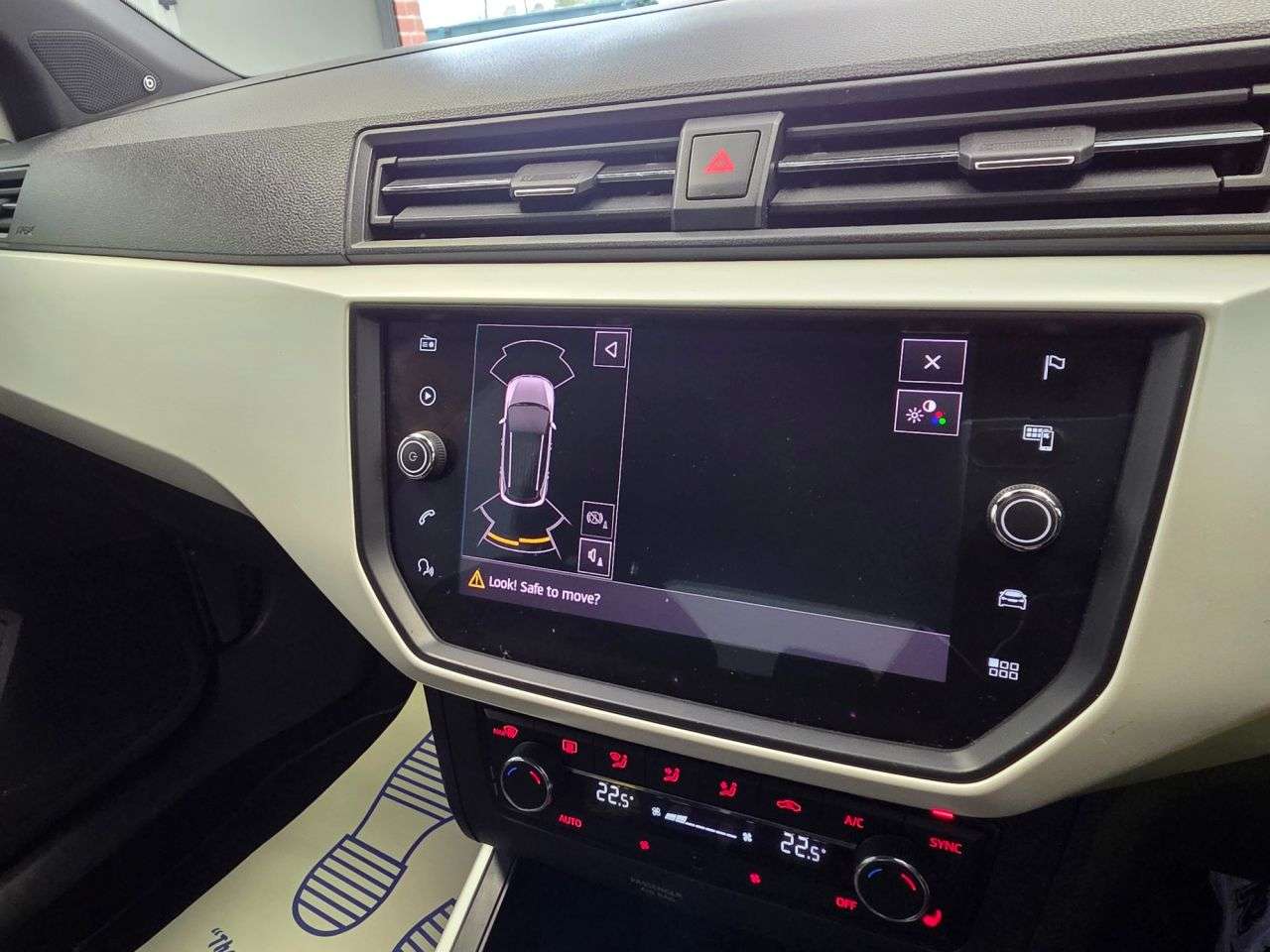 2017 SEAT ARONA 2017 SEAT ARONA