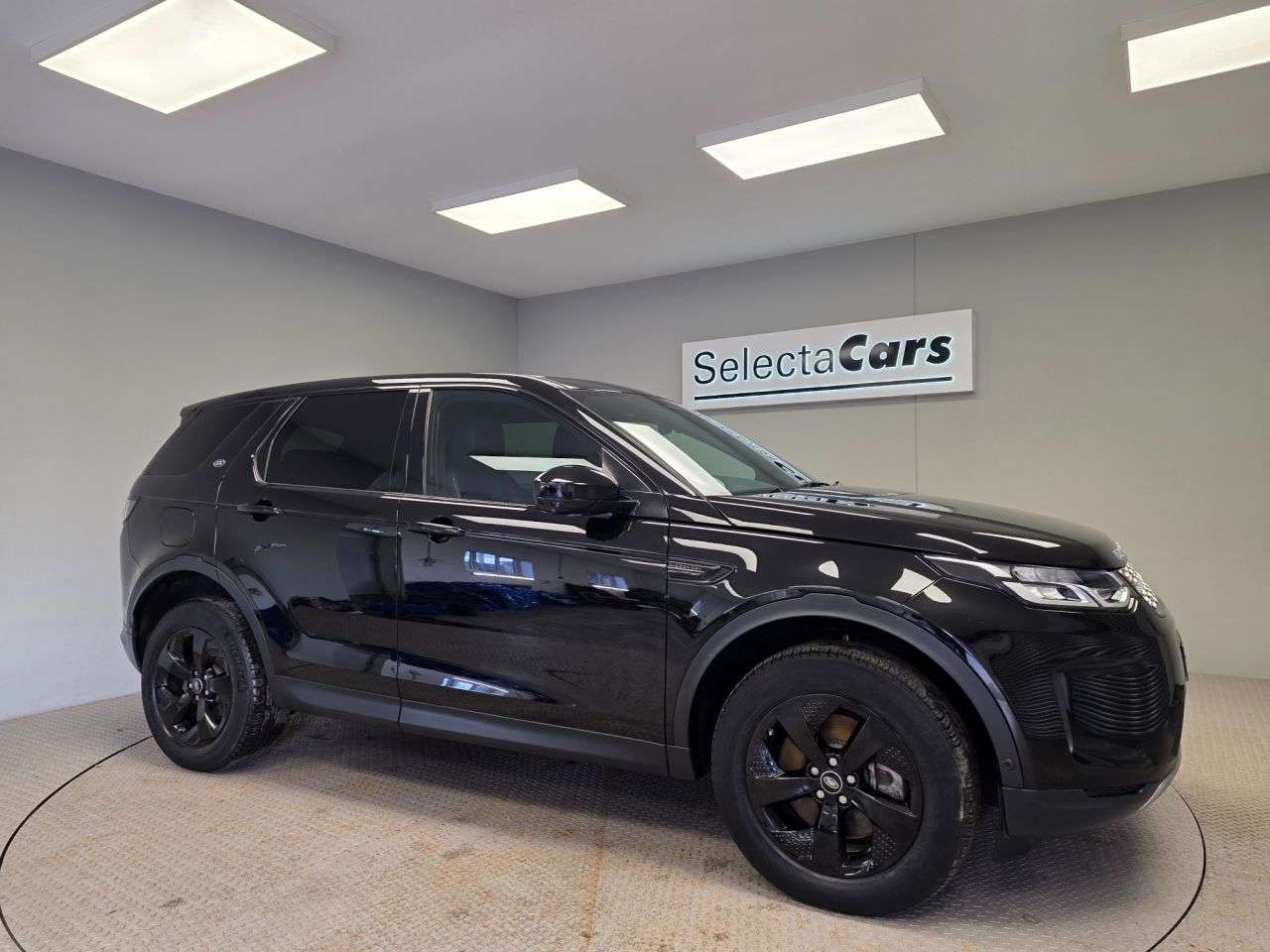 A 2021 LAND ROVER DISCOVERY SPORT 2.0 D165 S SUV 5dr Diesel Manual Euro 6 (s/s) (163 ps) A 2021 LAND ROVER DISCOVERY SPORT 2.0 D165 S SUV 5dr Diesel Manual Euro 6 (s/s) (163 ps)