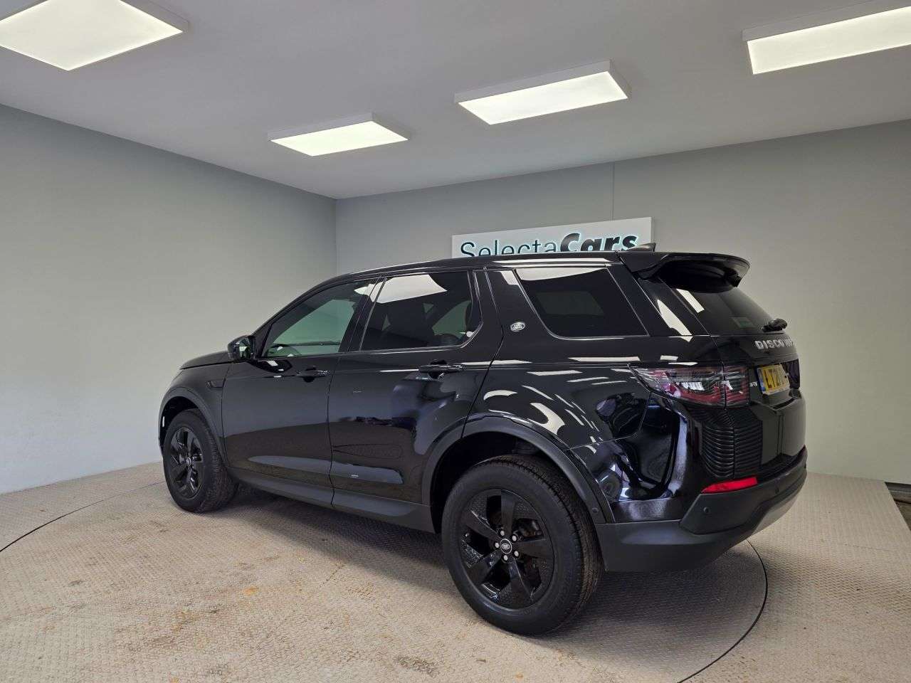 A 2021 LAND ROVER DISCOVERY SPORT 2.0 D165 S SUV 5dr Diesel Manual Euro 6 (s/s) (163 ps) A 2021 LAND ROVER DISCOVERY SPORT 2.0 D165 S SUV 5dr Diesel Manual Euro 6 (s/s) (163 ps)