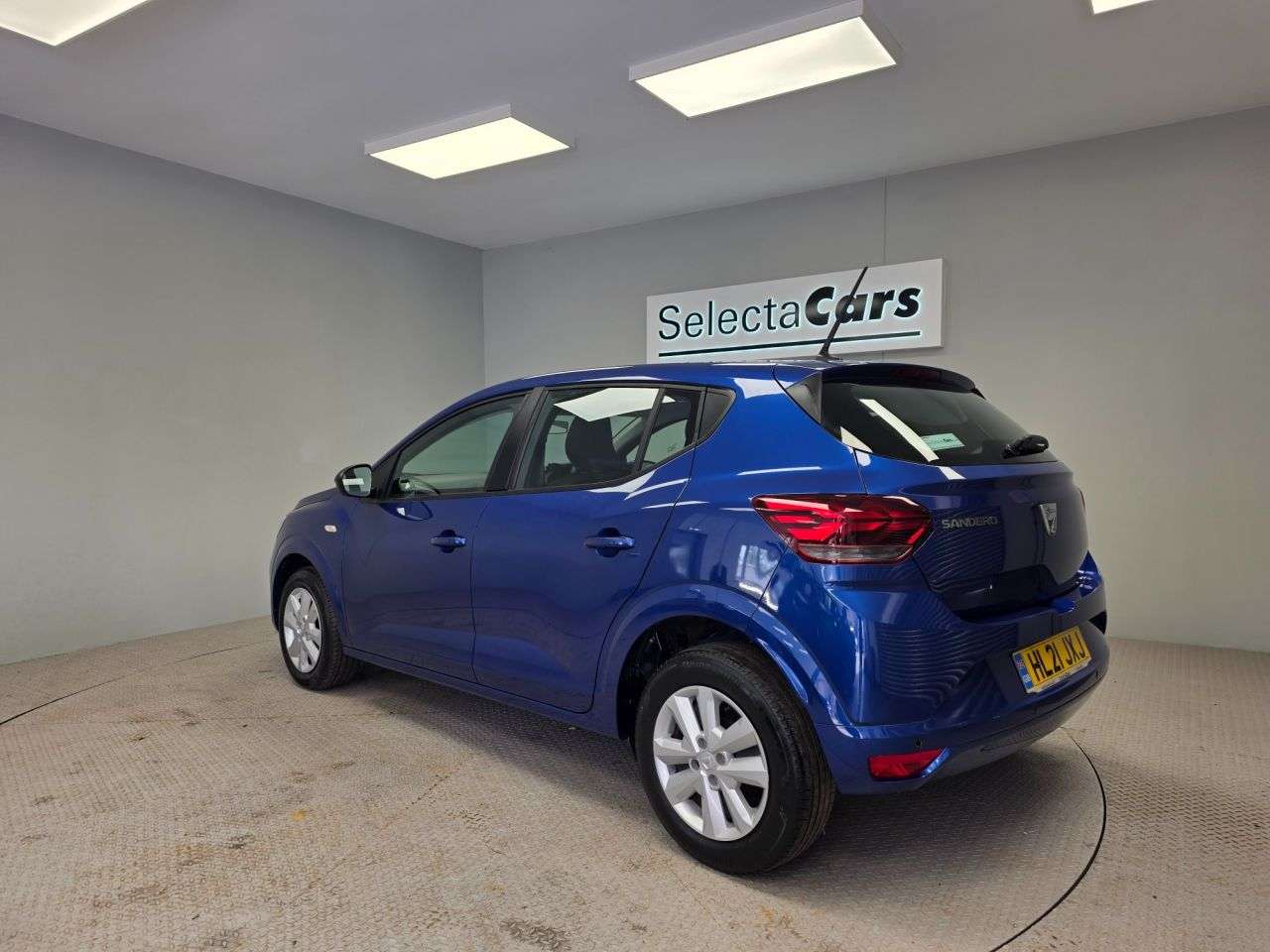 A 2021 DACIA SANDERO 1.0 TCe Comfort Hatchback 5dr Petrol Manual Euro 6 (s/s) (90 ps) A 2021 DACIA SANDERO 1.0 TCe Comfort Hatchback 5dr Petrol Manual Euro 6 (s/s) (90 ps)