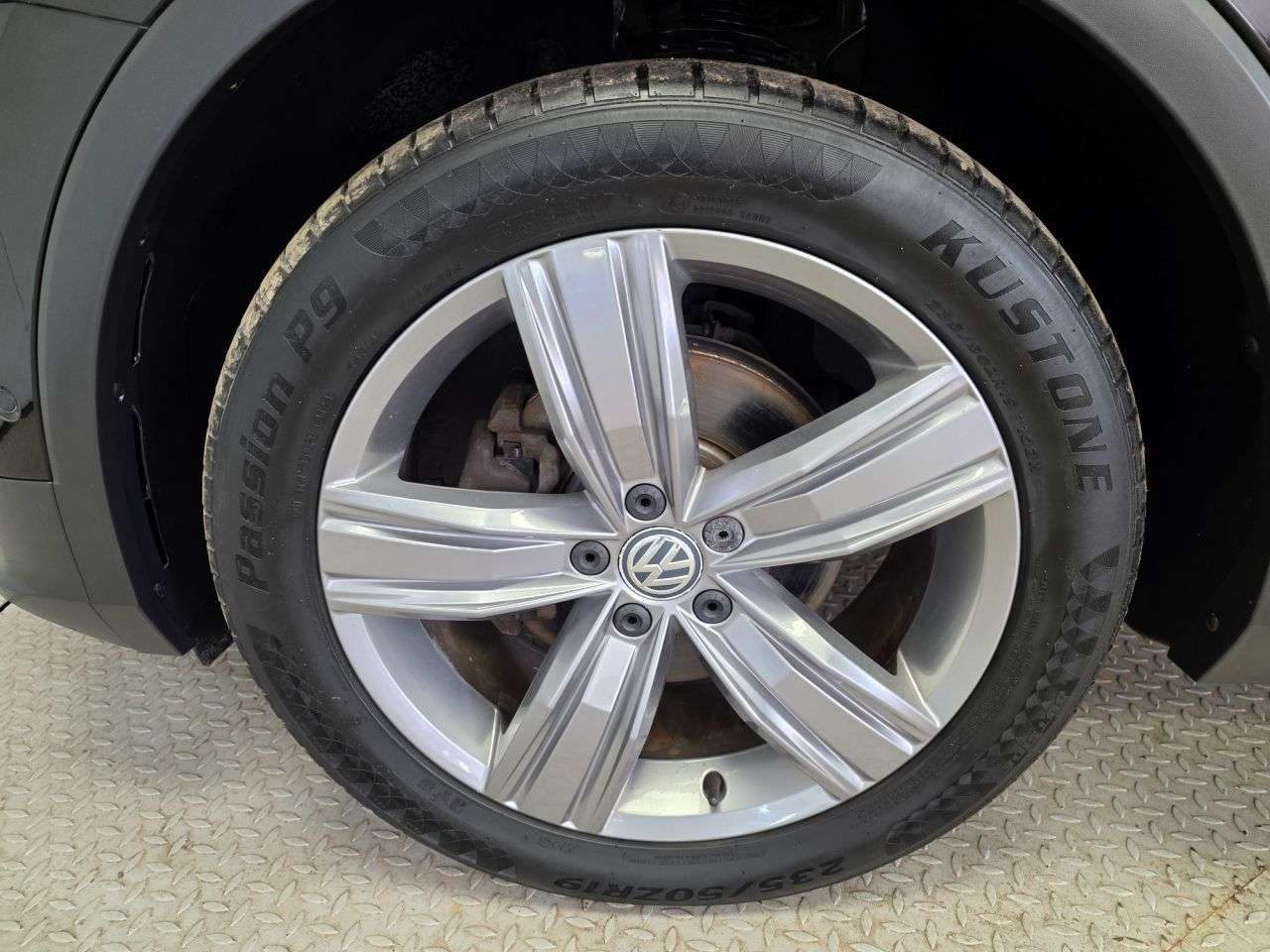 2019 VOLKSWAGEN TIGUAN 2019 VOLKSWAGEN TIGUAN