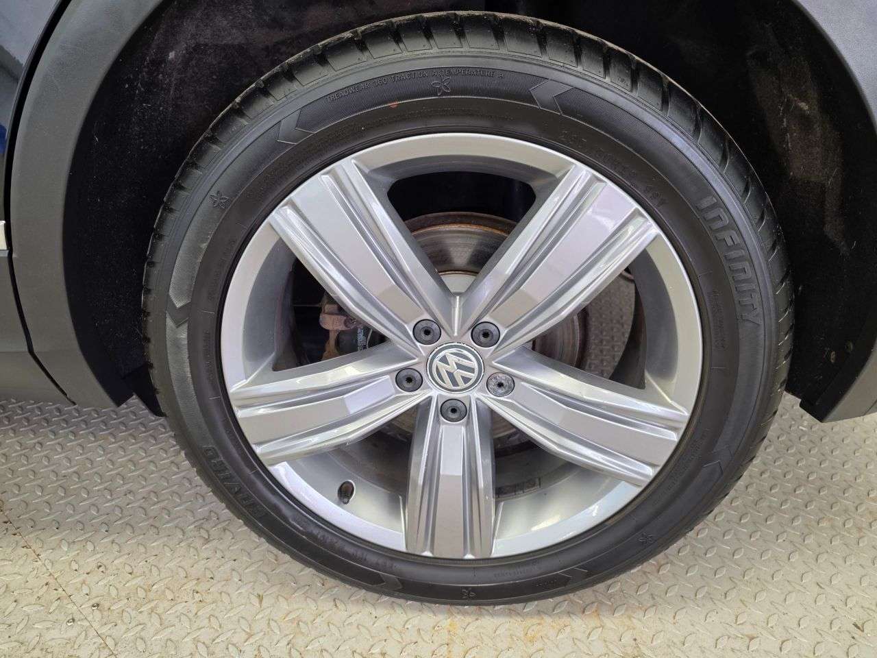 2019 VOLKSWAGEN TIGUAN 2019 VOLKSWAGEN TIGUAN