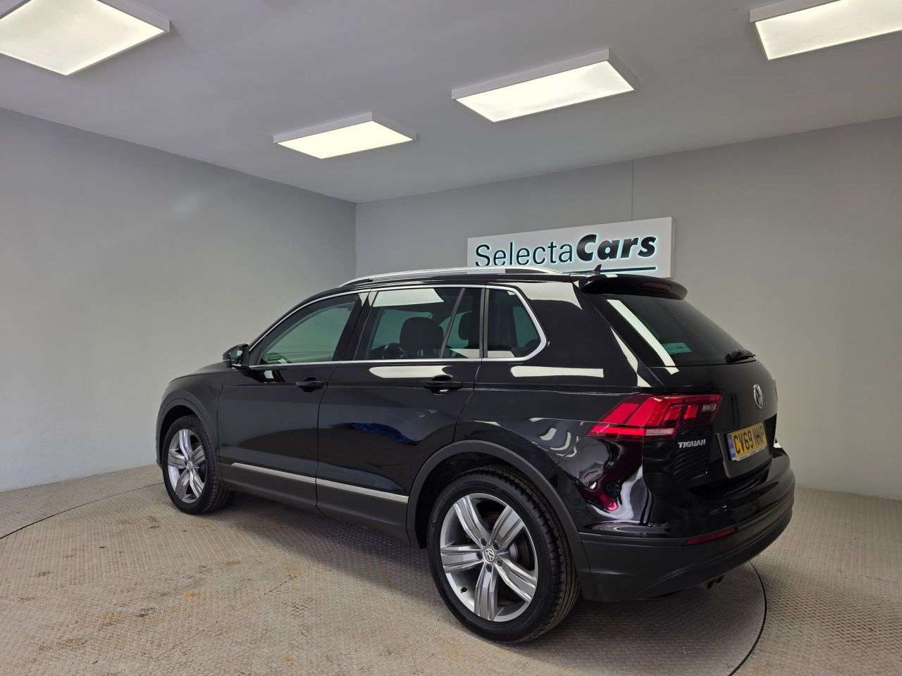 A 2019 VOLKSWAGEN TIGUAN 1.5 TSI EVO Match SUV 5dr Petrol Manual Euro 6 (s/s) (150 ps) A 2019 VOLKSWAGEN TIGUAN 1.5 TSI EVO Match SUV 5dr Petrol Manual Euro 6 (s/s) (150 ps)