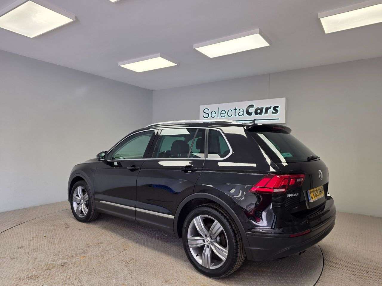 2019 VOLKSWAGEN TIGUAN 2019 VOLKSWAGEN TIGUAN