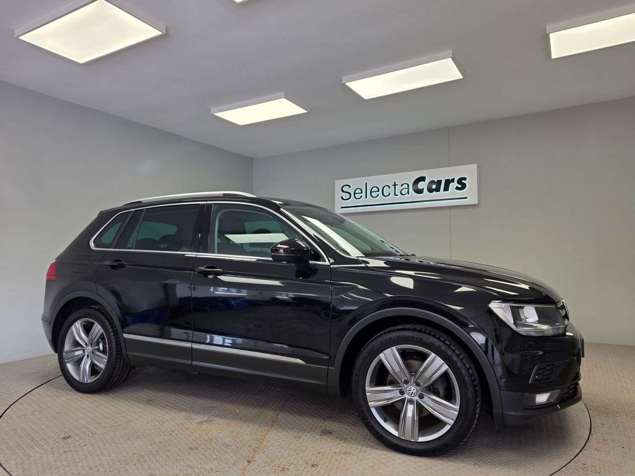2019 VOLKSWAGEN TIGUAN 2019 VOLKSWAGEN TIGUAN