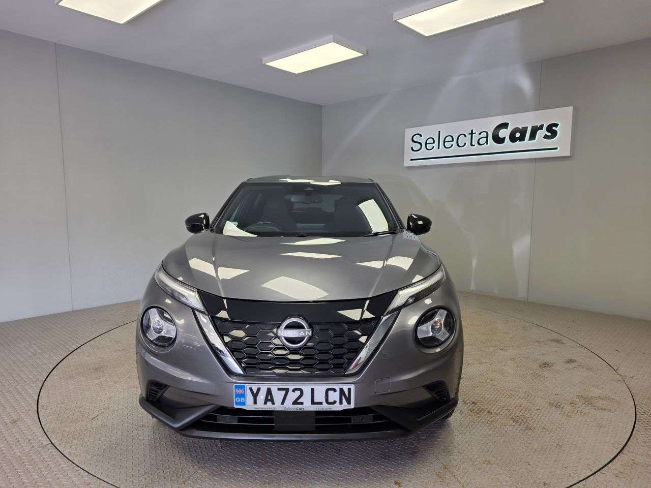 A 2023 NISSAN JUKE 1.6 N-Connecta SUV 5dr Petrol Hybrid Auto Euro 6 (143 ps) A 2023 NISSAN JUKE 1.6 N-Connecta SUV 5dr Petrol Hybrid Auto Euro 6 (143 ps)