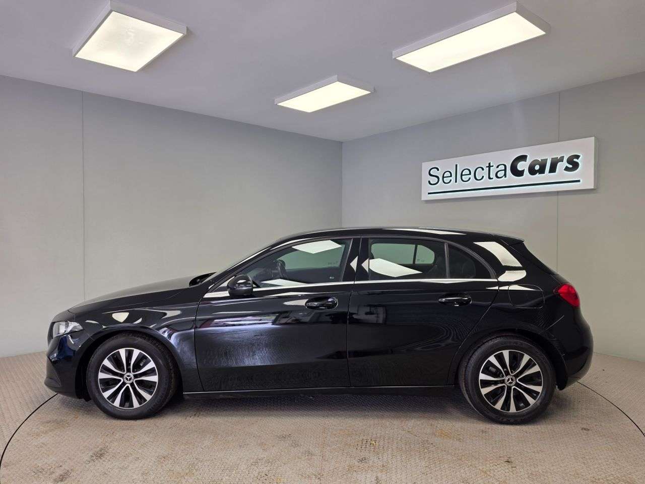 2021 MERCEDES-BENZ A-CLASS 2021 MERCEDES-BENZ A-CLASS