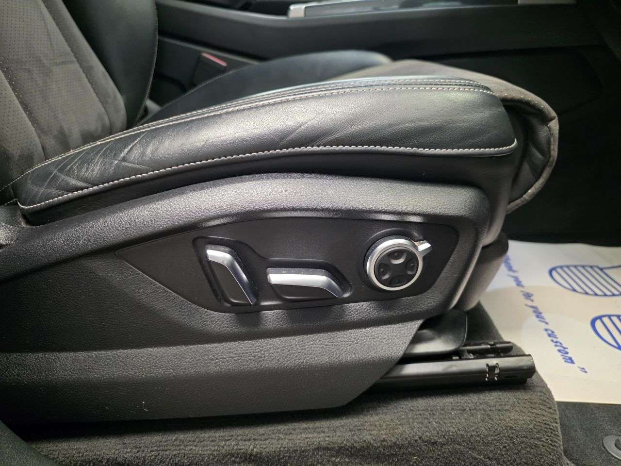 2017 AUDI Q7 2017 AUDI Q7