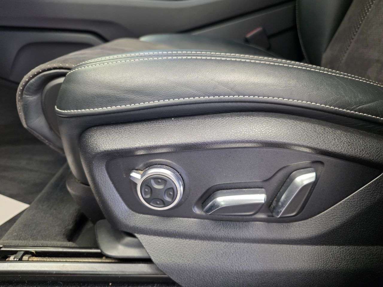 2017 AUDI Q7 2017 AUDI Q7