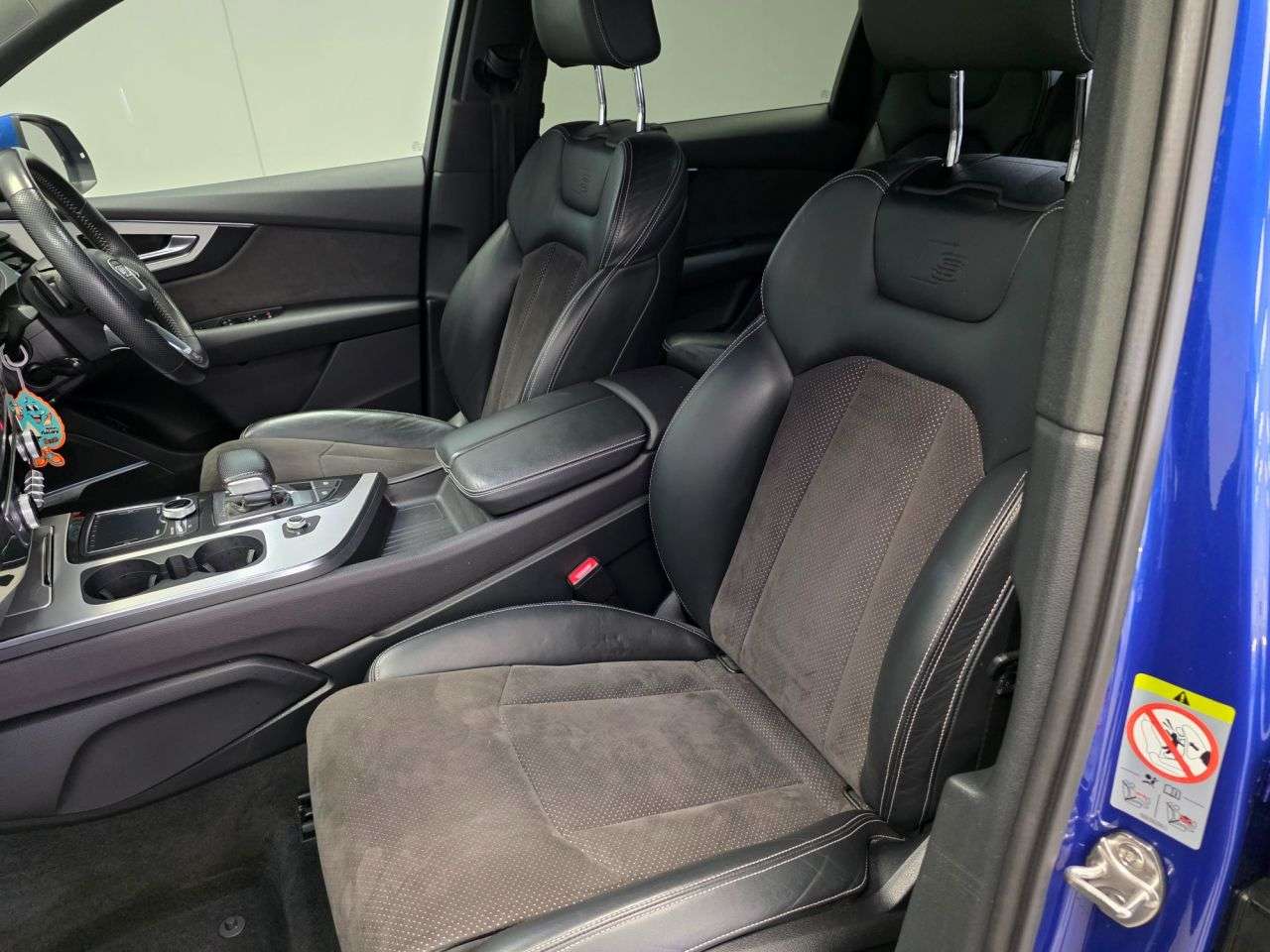 2017 AUDI Q7 2017 AUDI Q7