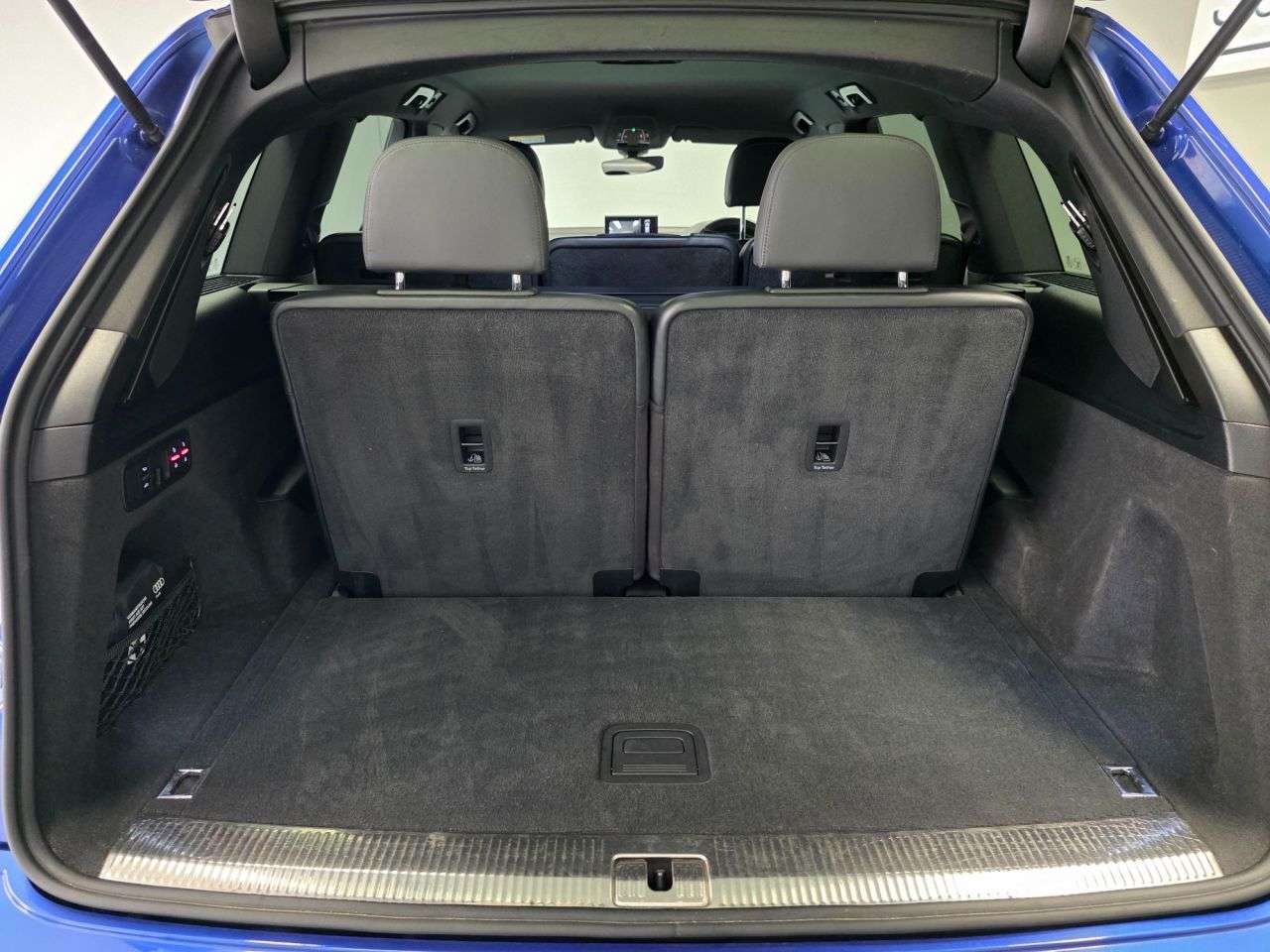 2017 AUDI Q7 2017 AUDI Q7