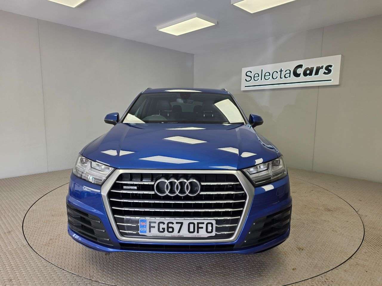 A 2017 AUDI Q7 3.0 TDI V6 S line SUV 5dr Diesel Tiptronic quattro Euro 6 (s/s) (272 ps) A 2017 AUDI Q7 3.0 TDI V6 S line SUV 5dr Diesel Tiptronic quattro Euro 6 (s/s) (272 ps)