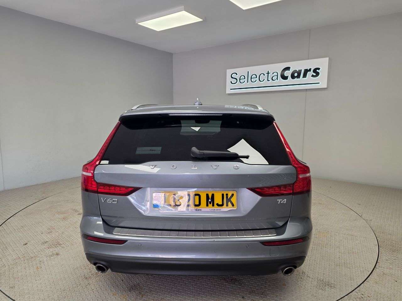 2020 VOLVO V60 2020 VOLVO V60