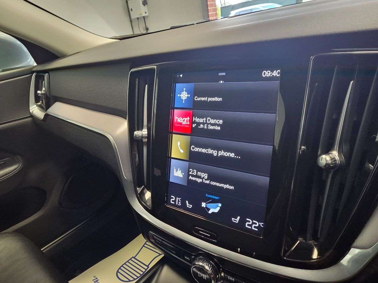 2020 VOLVO V60 2020 VOLVO V60