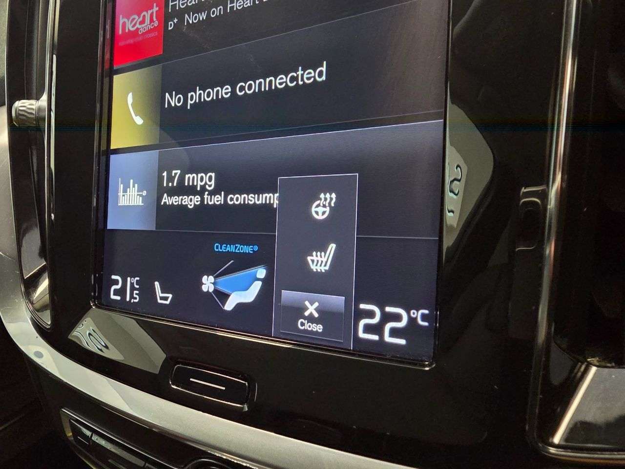 2020 VOLVO V60 2020 VOLVO V60