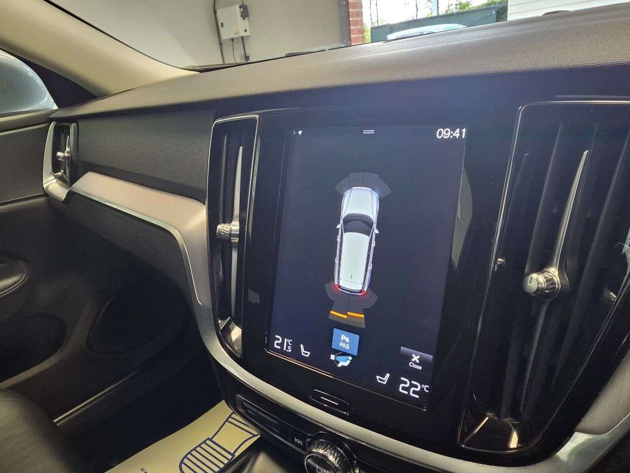 2020 VOLVO V60 2020 VOLVO V60