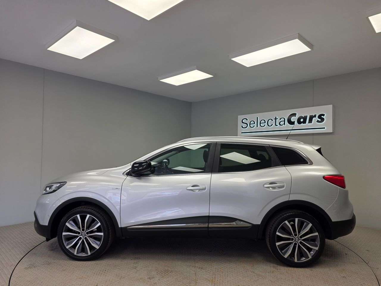 2017 RENAULT KADJAR 2017 RENAULT KADJAR