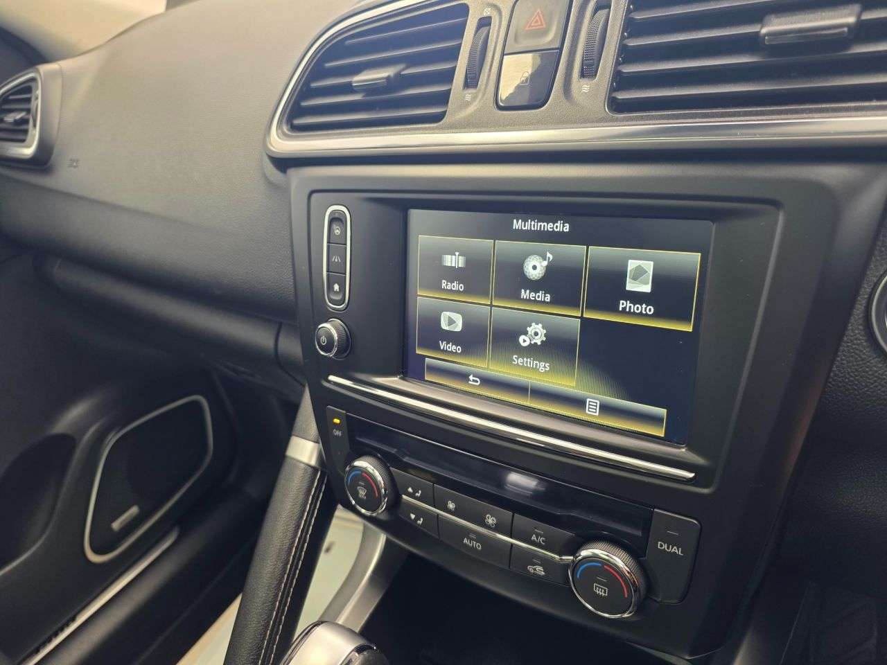 2017 RENAULT KADJAR 2017 RENAULT KADJAR