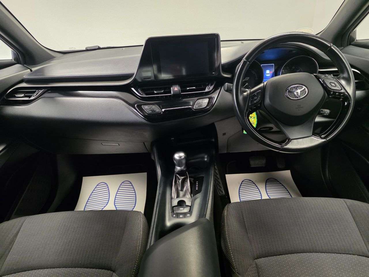 2018 TOYOTA C-HR 2018 TOYOTA C-HR