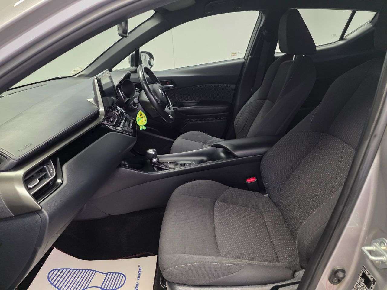 2018 TOYOTA C-HR 2018 TOYOTA C-HR