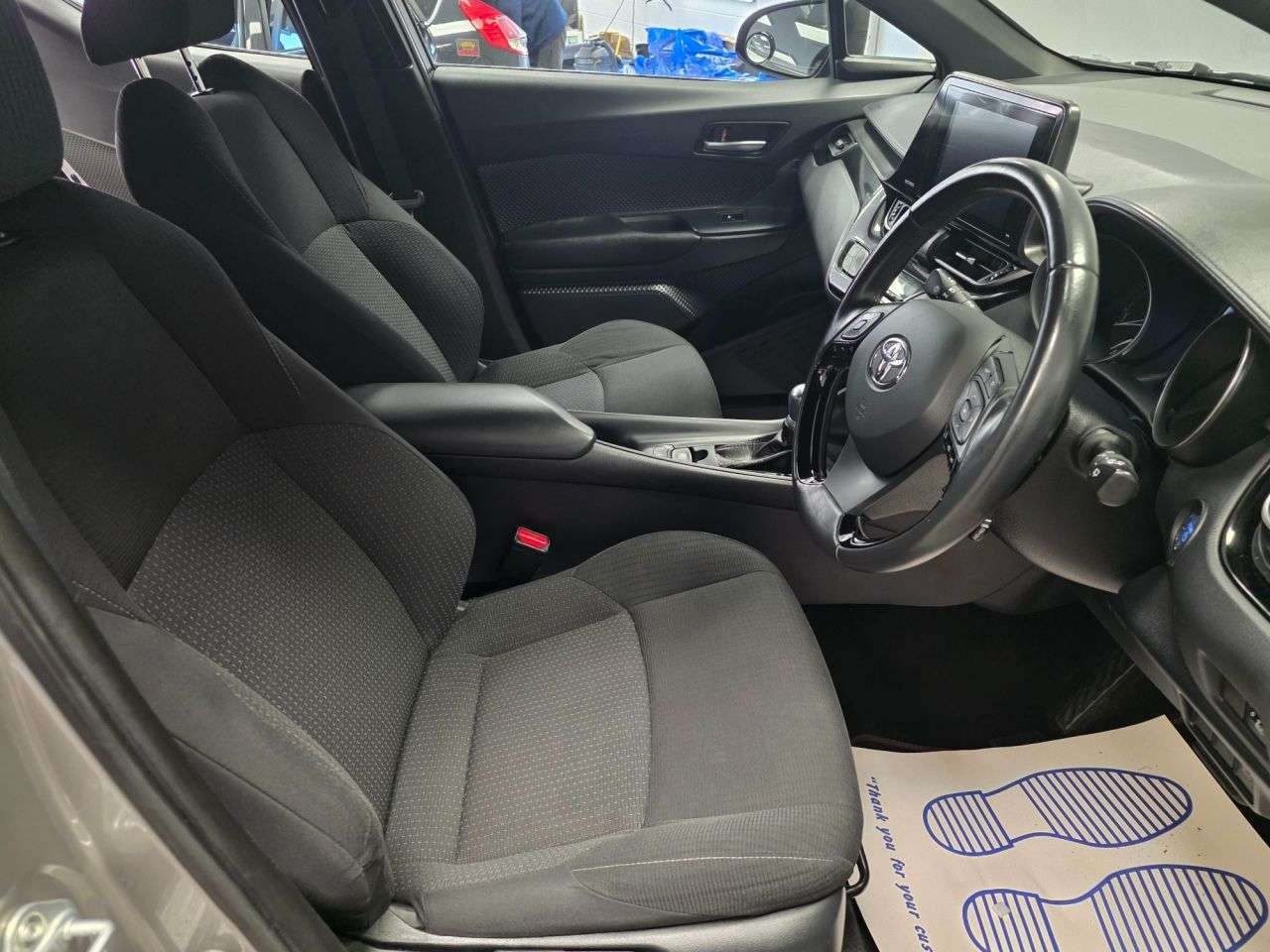 2018 TOYOTA C-HR 2018 TOYOTA C-HR