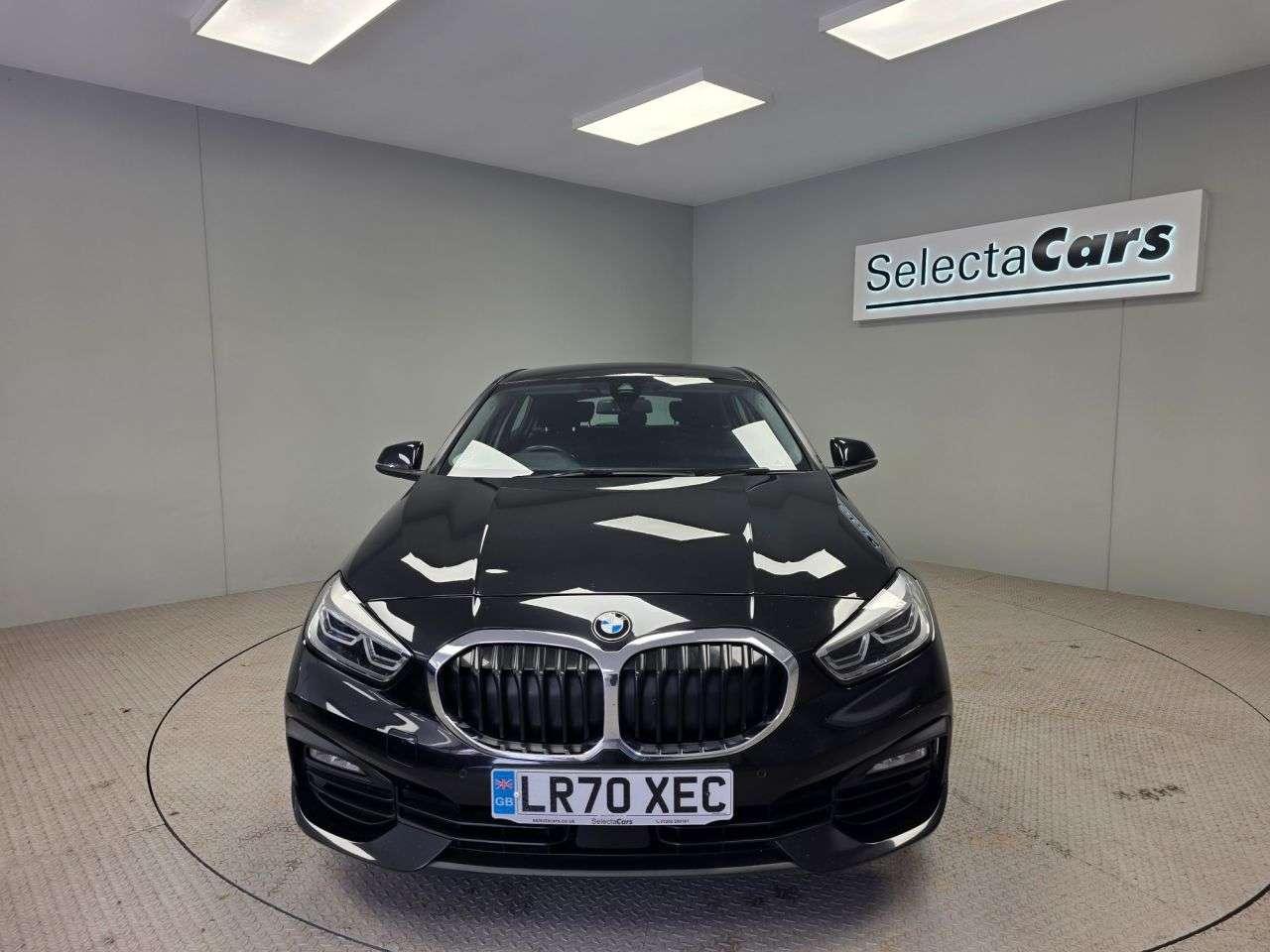 A 2020 BMW 1 SERIES 1.5 116d SE Hatchback 5dr Diesel Manual Euro 6 (s/s) (116 ps) A 2020 BMW 1 SERIES 1.5 116d SE Hatchback 5dr Diesel Manual Euro 6 (s/s) (116 ps)