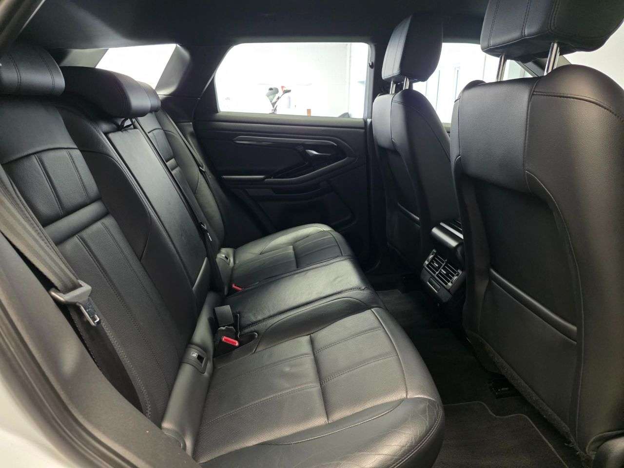 2019 LAND ROVER RANGE ROVER EVOQUE 2019 LAND ROVER RANGE ROVER EVOQUE