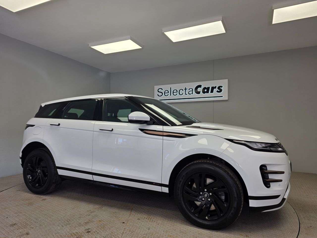 2019 LAND ROVER RANGE ROVER EVOQUE 2019 LAND ROVER RANGE ROVER EVOQUE