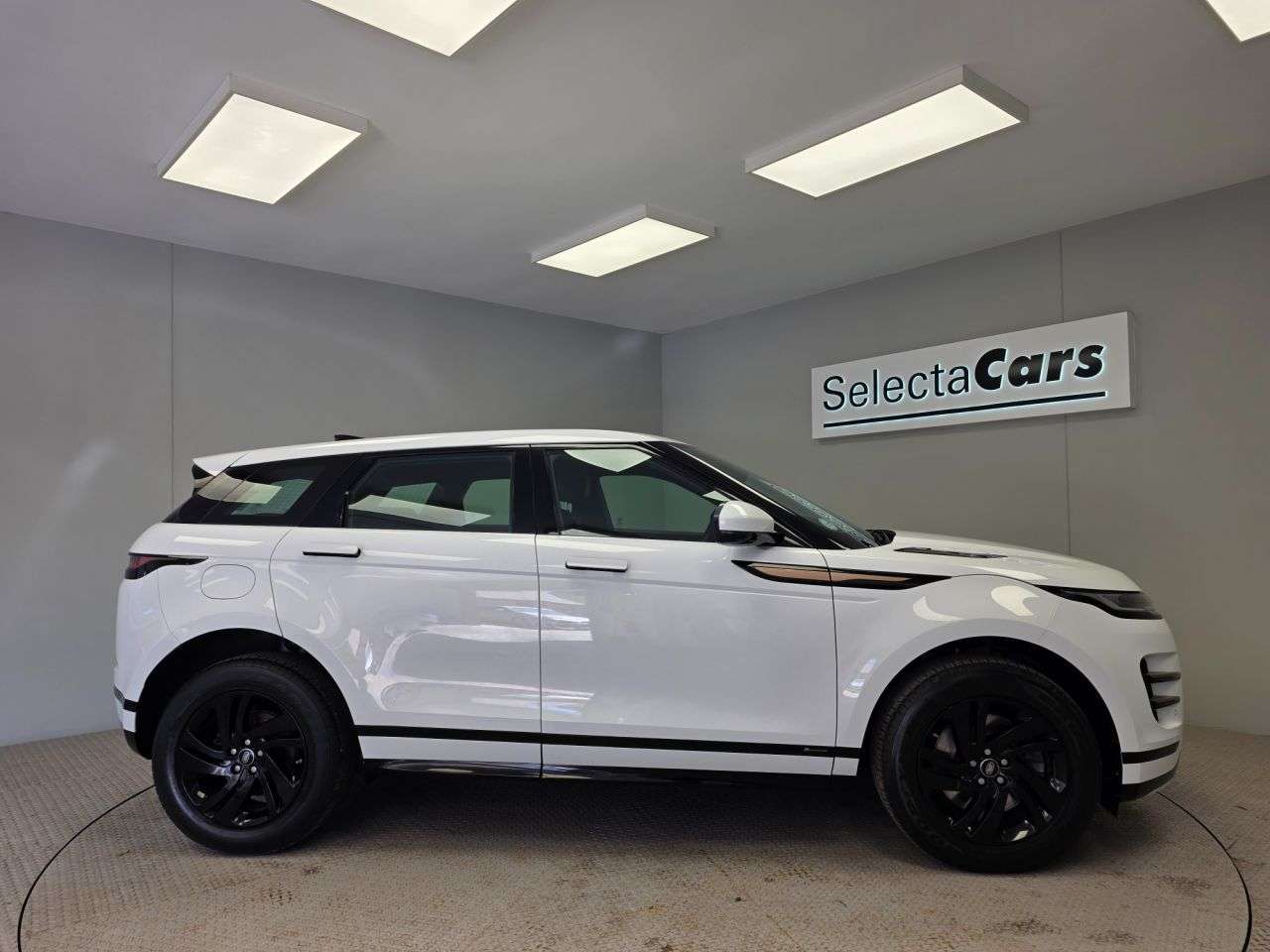2019 LAND ROVER RANGE ROVER EVOQUE 2019 LAND ROVER RANGE ROVER EVOQUE