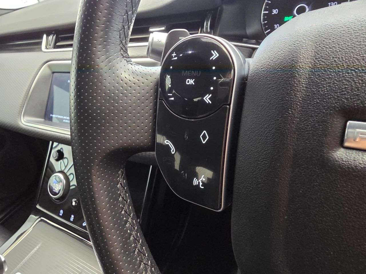 2019 LAND ROVER RANGE ROVER EVOQUE 2019 LAND ROVER RANGE ROVER EVOQUE